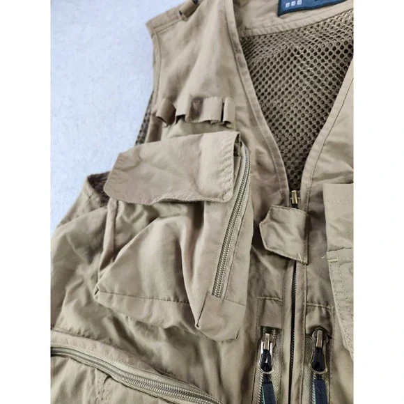 Utility Tactical Fishing Vest Outdoors Photography Bird Watching Gorpcore MEDIUM - Picture 11 of 16